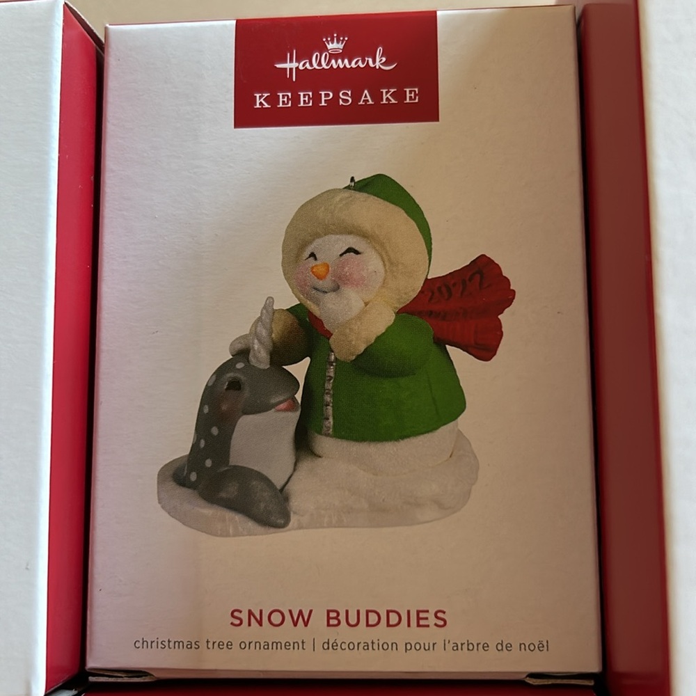 Lot of nine hallmark keepsake Christmas tree ornaments 2022 - Picture 5 of 10